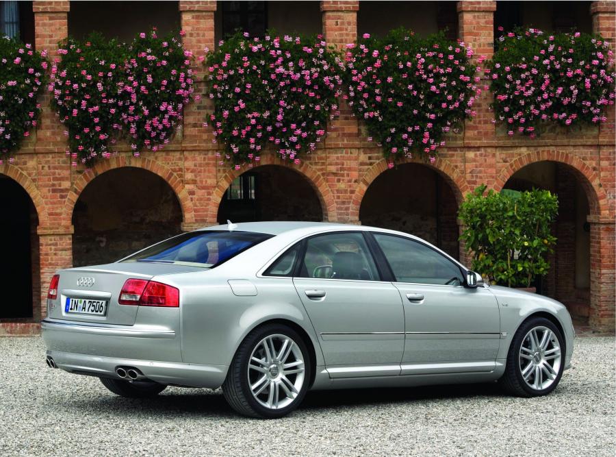  Audi S8 (D3) 2005 года  (WW) (фото 48 из 61)